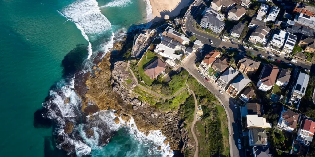 richest suburb in sydney - Tamarama