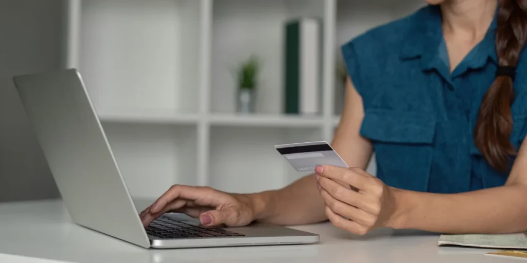 credit and debit card usage